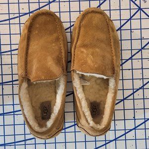 UGG Ascot Slipper
